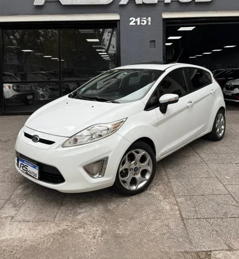 Ford Fiesta Kinetic 1.6 Design 120cv Titanium