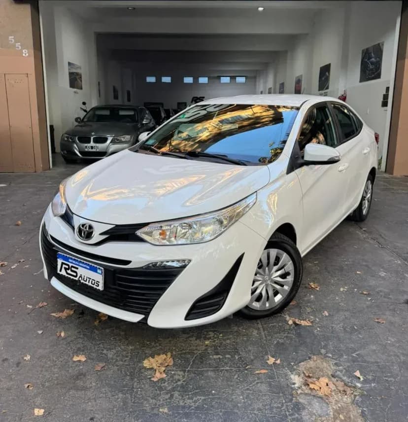 Toyota Yaris 1.5 107cv Xs Sedan